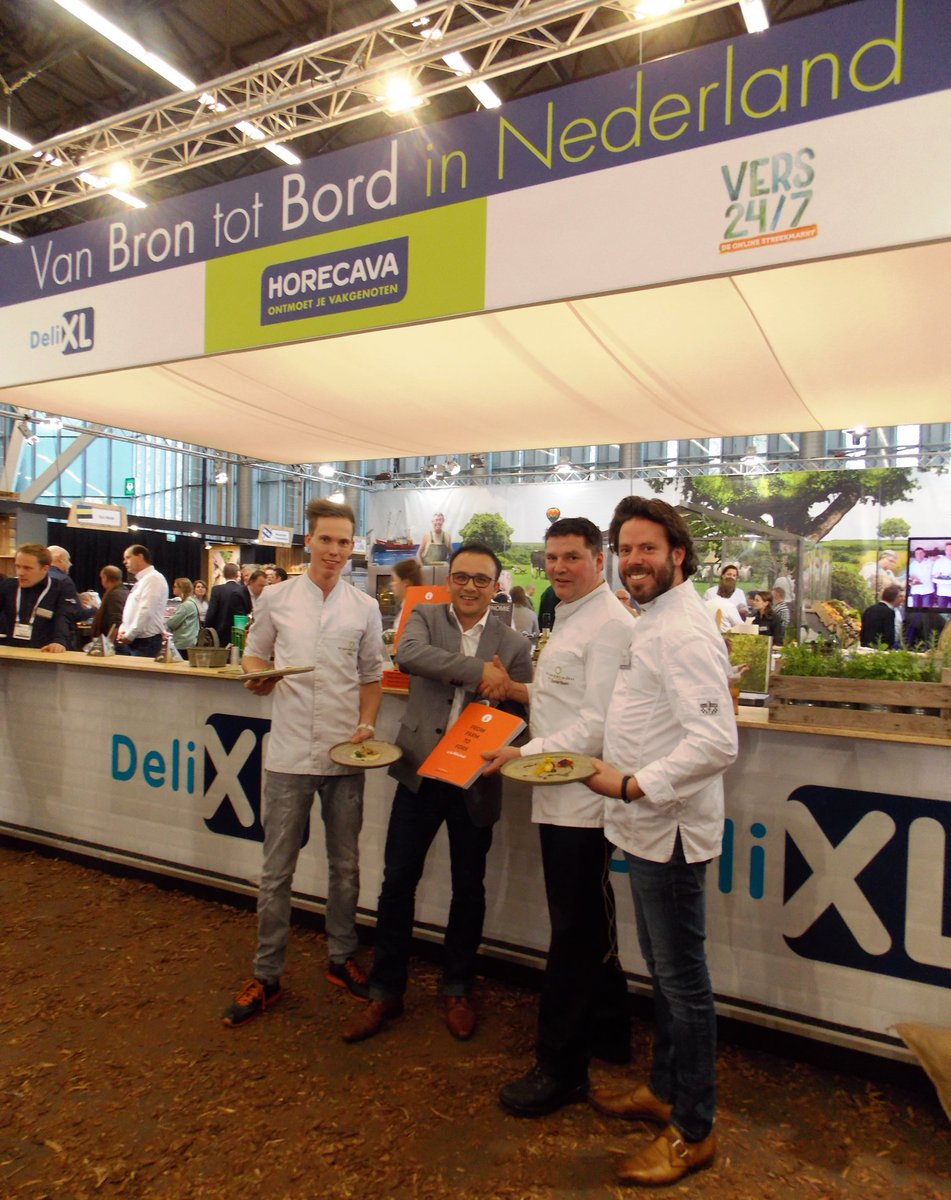 healthcuisinepr's tweet photo. Van Bron tot Bord in Nederland paviljoen was WAUW! #Streekproducten centraal op #Horecava 2017. Bekijk de video >> https://t.co/3zzRk84NQi https://t.co/OFz8Dmwahl