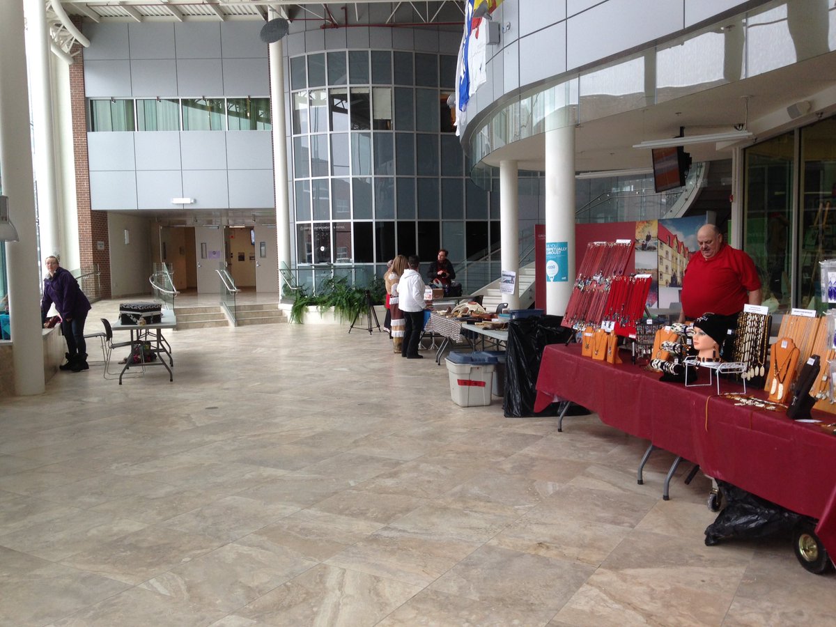 GrenfellStuSvcs's tweet photo. Preparing for Aboriginal Crafts Fair today @grenfellcampus #getgrenfelled https://t.co/I7RtY6qDfS