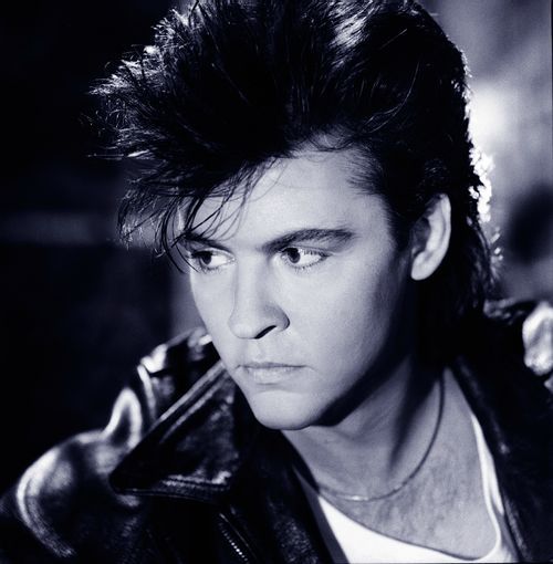 Happy birthday to Paul Young. Photo from 1985. 