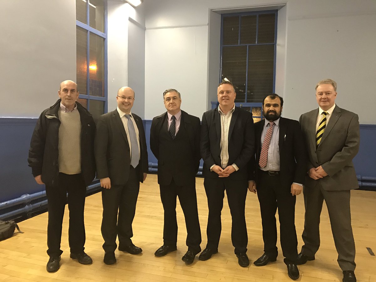 AbdulBostani2's tweet photo. Campaigning to save Glasgow's Job centre plus from Tory Government.
With @BobDorisSNP @GradySNP @LetfordJohn @jakimccarthy @ShonaMcAlpine https://t.co/dkYddA9Vo1
