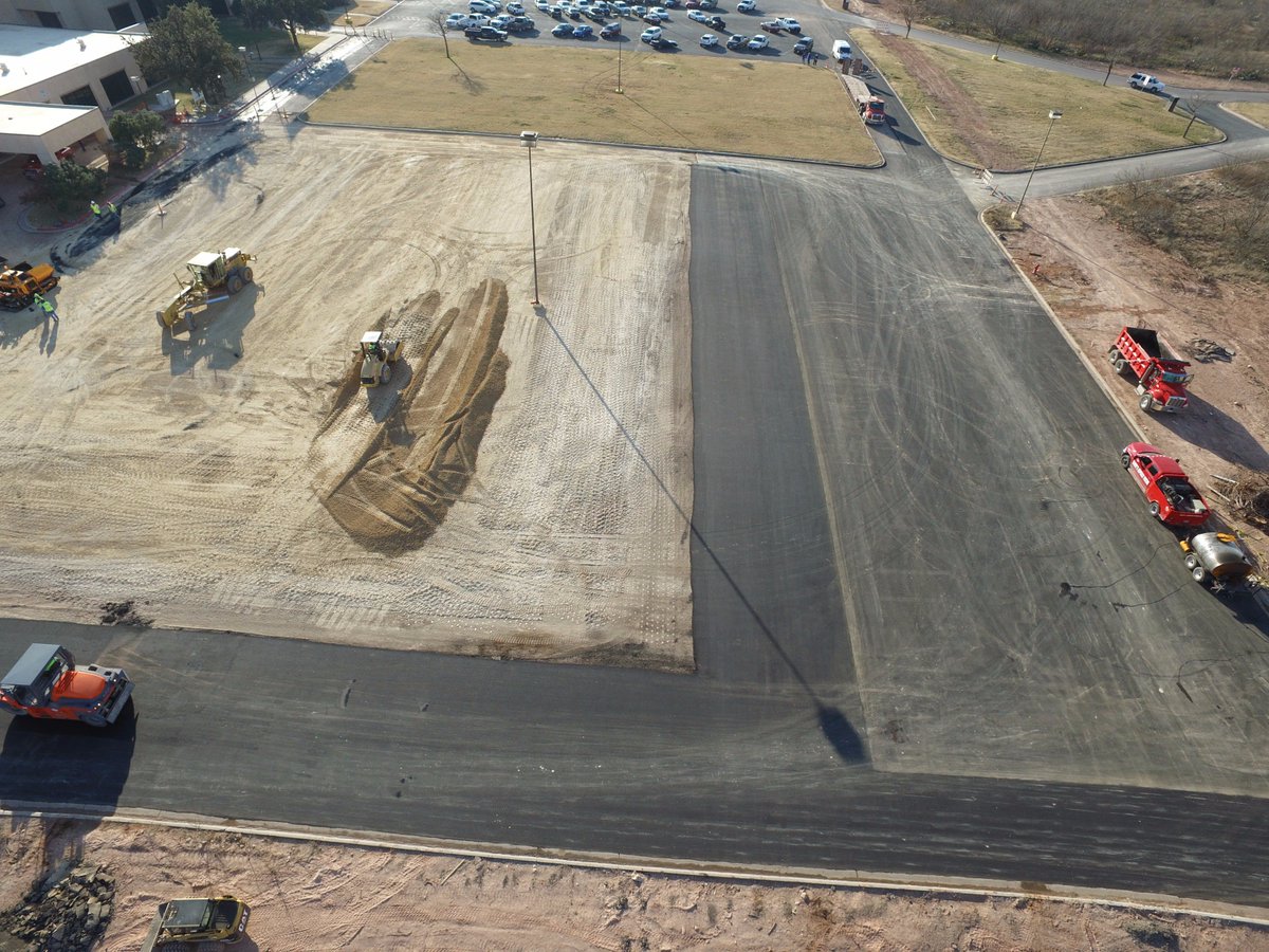 greystonebd's tweet photo. The parking lot is going in at West Texas Medical Plaza, Big Spring, TX. #communityvision https://t.co/YFzAU6xV39