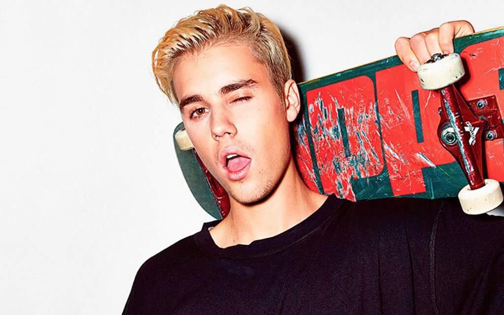 daswishmag's tweet photo. 🚨🚨ALERTE NEWS🚨🚨
Un pervers se baladait sur le compte #instagram de #justinbieber 😳
👉https://t.co/9cGEJS7x46 
#TeamBieber #madmag https://t.co/sQ1uT5Z06h