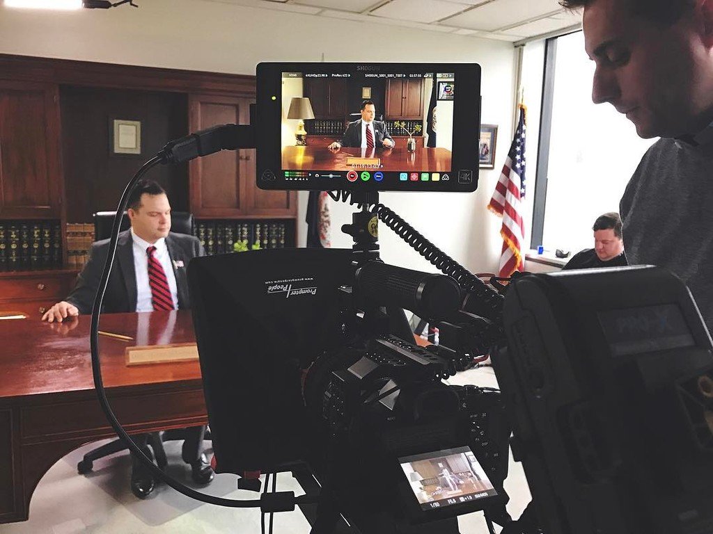 DoubleTakeTweet's tweet image. Hi, Jerry! ift.tt/2jUTKIk