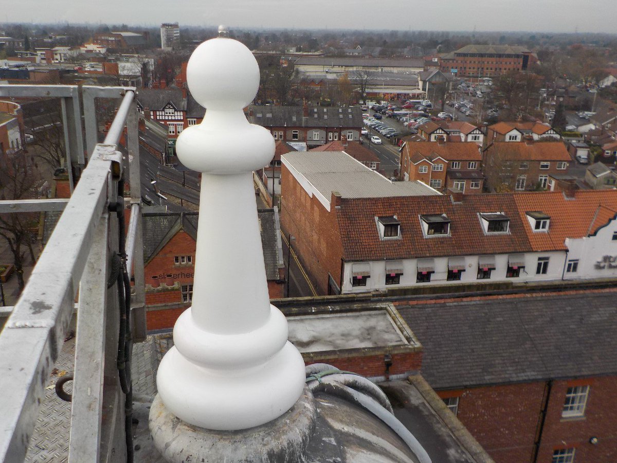 ACEComposites's tweet photo. Great to see the new Finial installed on top of Sale town Hall! https://t.co/AE1BEm4OOM