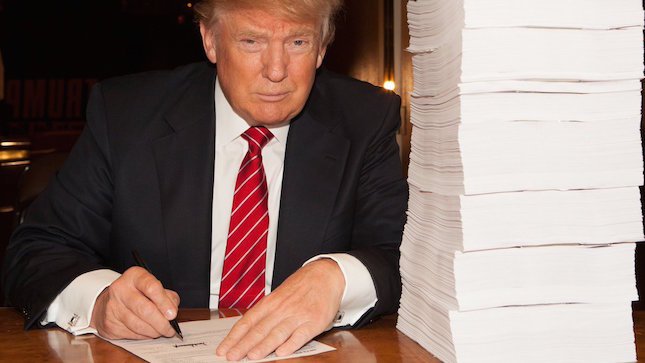 thehill's tweet photo. Poll: Vast majority of Americans want to see Trump's tax returns https://t.co/zVxuNzPGkH https://t.co/dQdSQuCsbj