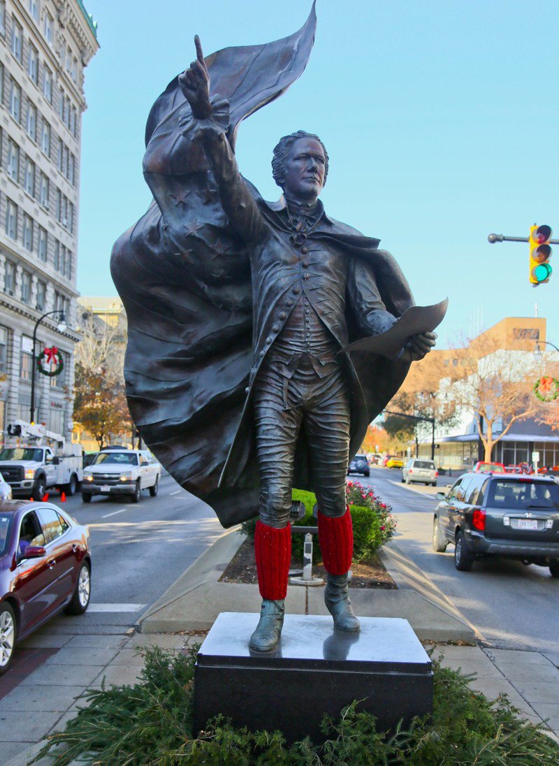 Happy birthday Miranda! Here\s a photo of Hamilton yarn bombed last 2015. Sending LOVE fr Philippines! 