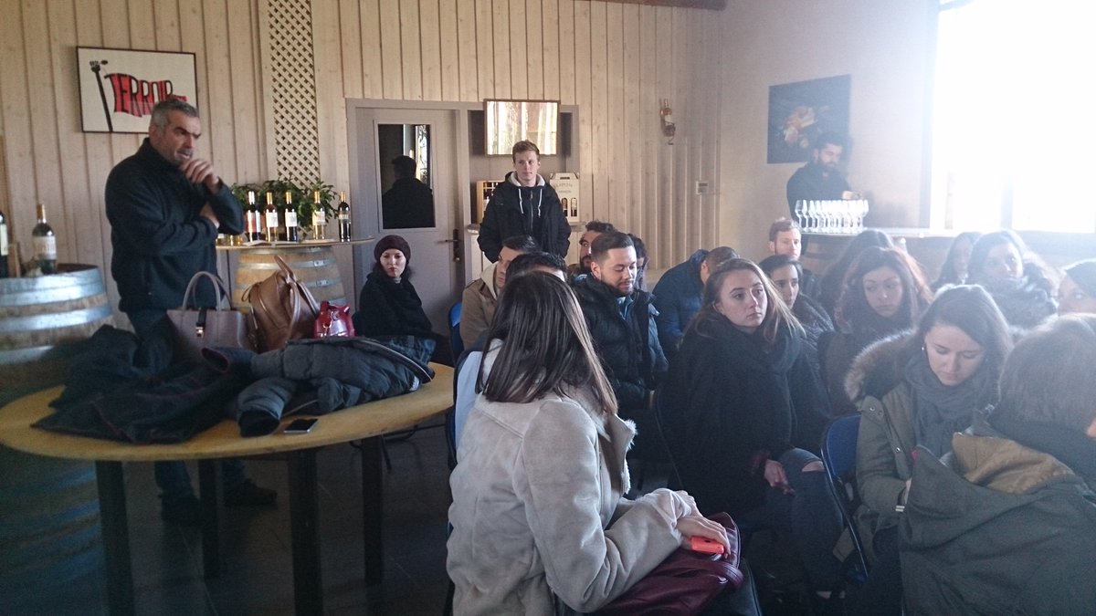 LOLA3364's tweet photo. IT5 : des rencontres touristiques à forte valeur ajoutée, organisées par les étudiants de Master 2 de l'@universite_uppa  ! 
Faites suivre ! https://t.co/YQjZl0W4iF
