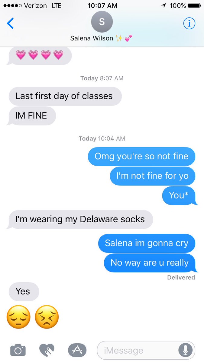 cam_lenay's tweet photo. I'm ok @salenajeanne my sal pal is a blue hen #forever https://t.co/kE1zV5iIZJ