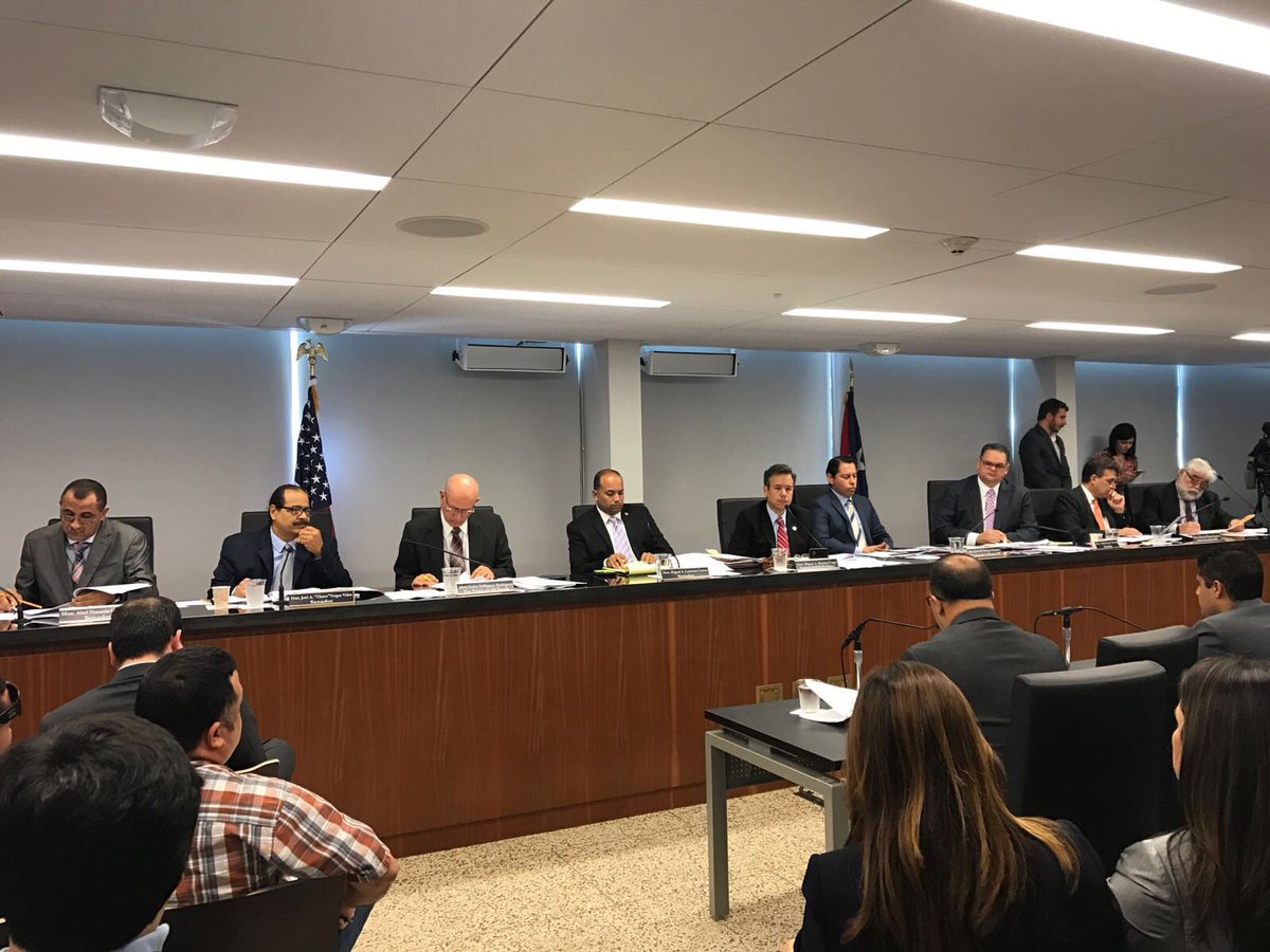 Miguel_Romero_'s tweet photo. Vista de la Comision de Gobierno sobre la Ley de Transformación y Flexibilidad Laboral. #ReformaLaboral https://t.co/8kaxGP0dM2