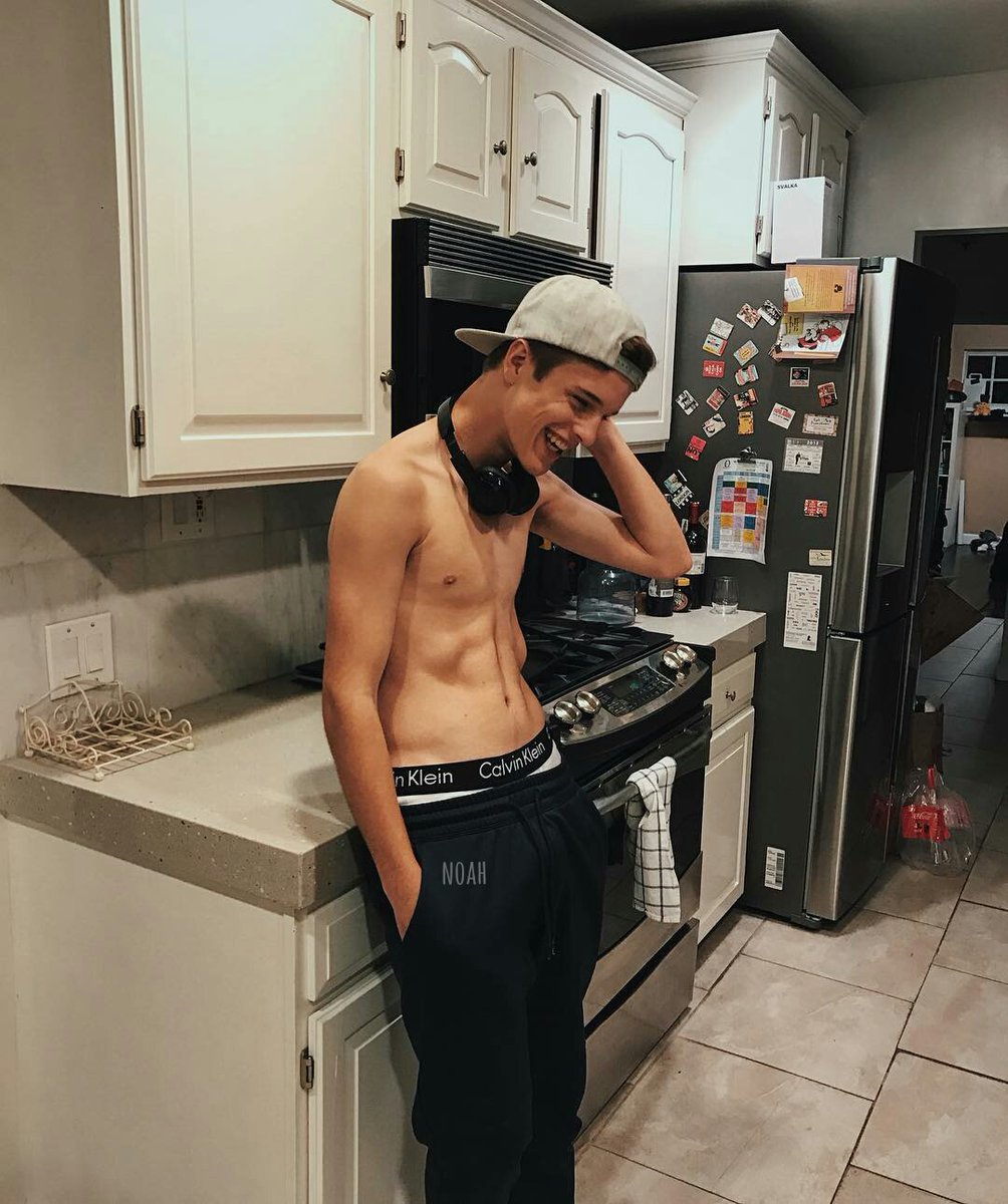 noahdsykes's tweet photo. ‘             next time I'll be braver, 
         I'll be my own savior. 
                standing on my own two feet.     ’ https://t.co/JFT2Nhv20o