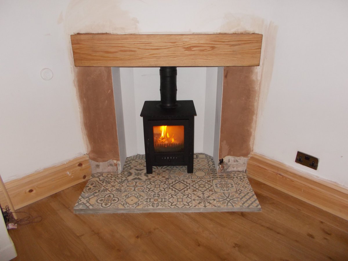 HotStuffStoves's tweet photo. A selection of fits with the Esse One multi fuel stove in the last couple of weeks #defraapproved #bargainstove @ESSE1854 @WirralLifeMag https://t.co/DxRof9UDpP
