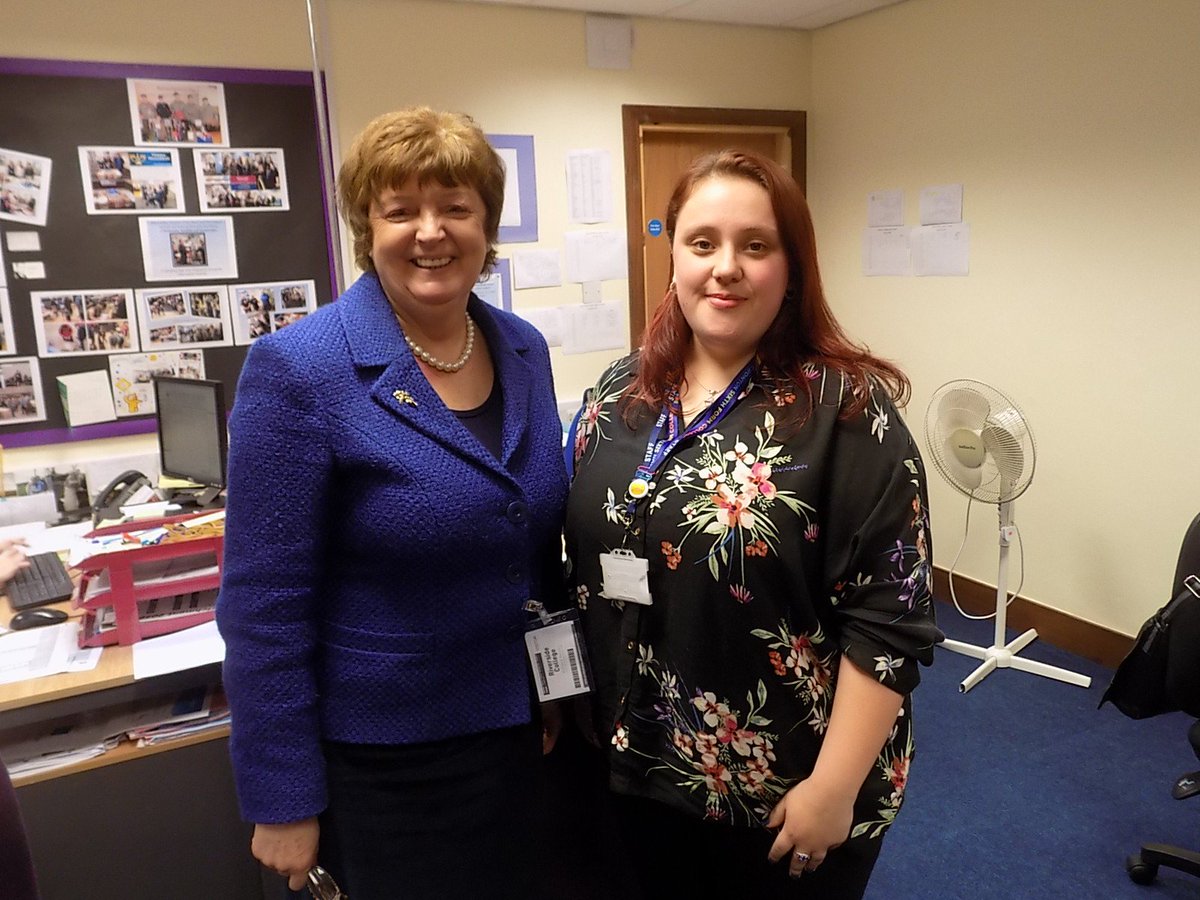 crontoncoll's tweet photo. We were delighted to welcome High Sheriff of #Cheshire Mrs Kathy Cowell OBE DL at #Cronton today for a tour of our campus. @sheriff_high https://t.co/FtUZ5U6udx