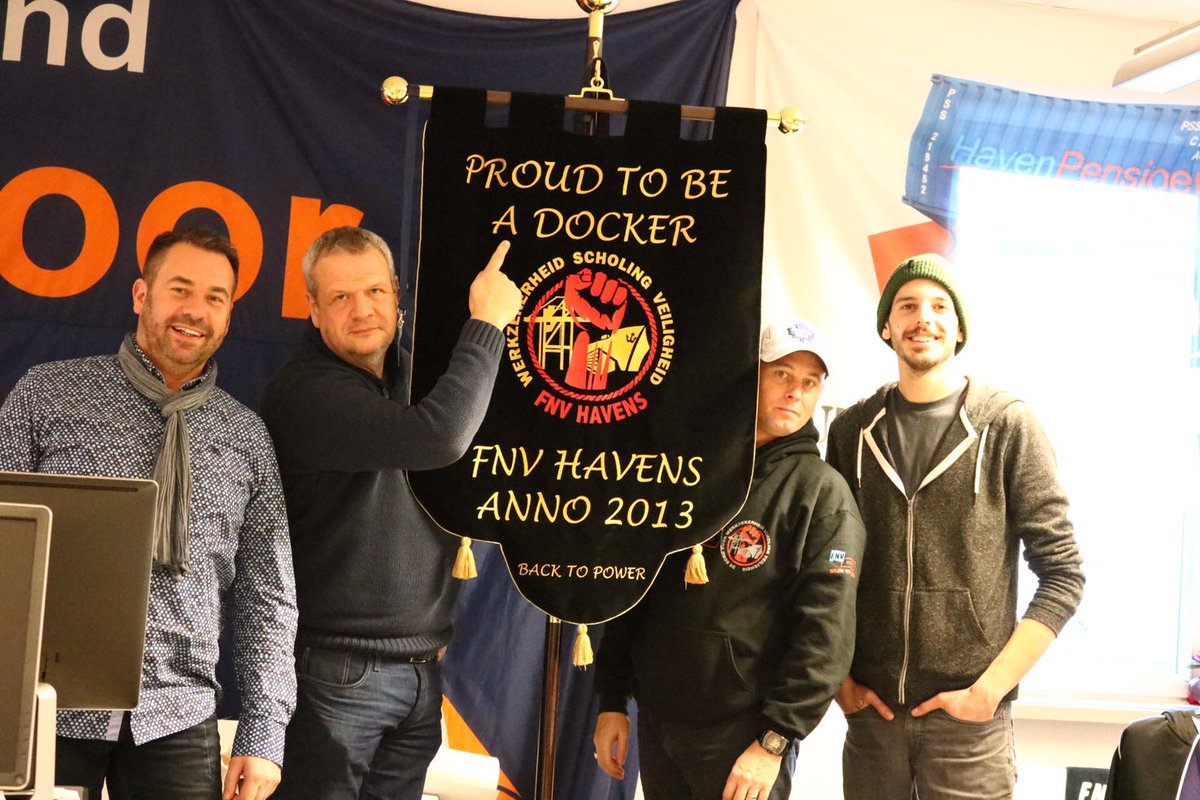 roos_christian's tweet photo. #ITFinspectors preparing 4 R'dam #dockers #workshop.
Coz #lashing is #dockwork!
@ITFDockers @ETFDockers @Fnvhavens @NiekStam @SeeboldTorben https://t.co/OxLQKjPlmO