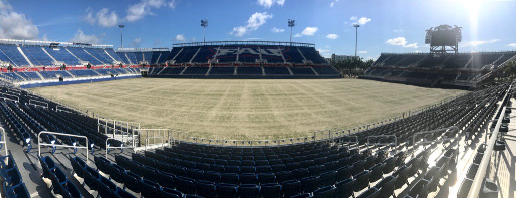 KenSFM's tweet image. It snowed in Boca. Nah just a good top dressing #levelitout @SodSolutions @lazerturf