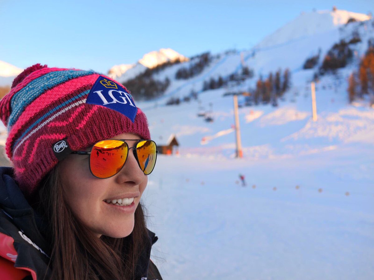 Oakley tweet media