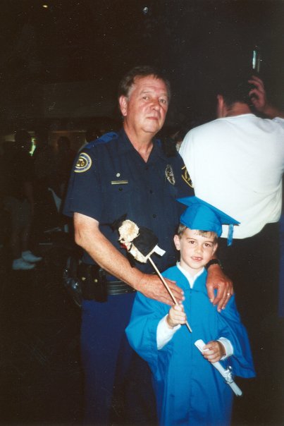 FreeUABGregO's tweet photo. My father's life mattered. Killed in the line of duty, 6/17/2004 #TheThinBlueLine #HumanizingTheBadge #BackTheBadge #supportpolice https://t.co/YpV8QLLl8x