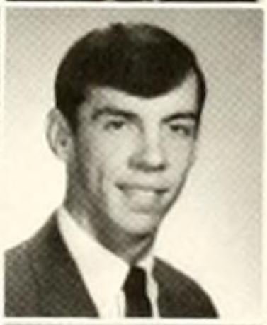 uncarchives's tweet photo. Who knew that this UNC freshman would go on to a legendary coaching career? Congratulations to Roy Williams on 800 wins! (1969 Yackety Yack) https://t.co/fXdrMsOX88