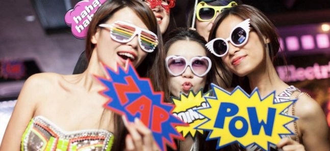 TRENDY area Hall 7.1
Everyday from 20th-23rd at #Girlswannahavefun corner, get masks by @modern_confetti. Don't forget to take a picture! ☺️