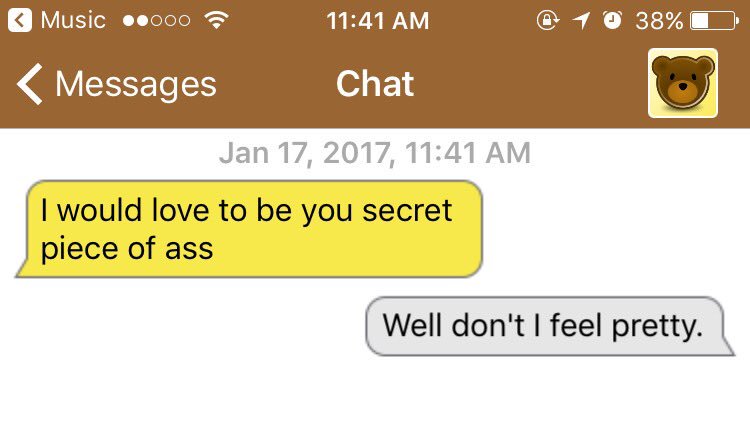 ecoreysaunders's tweet photo. Gonna die alone.#growlr #growlrfail #gonnadiealone #canyoubeacrazydogman #stabmeintheeye https://t.co/4UVzao3hak