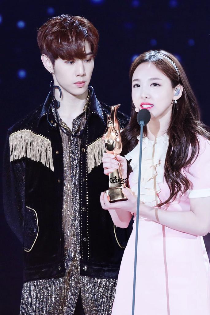ffberryU's tweet photo. Marknayeon again
You can cek my ig twicegot7 or my_markyeon for all edit and moment
#markyeon #gottwice #gotwice https://t.co/35XbRwoKNS