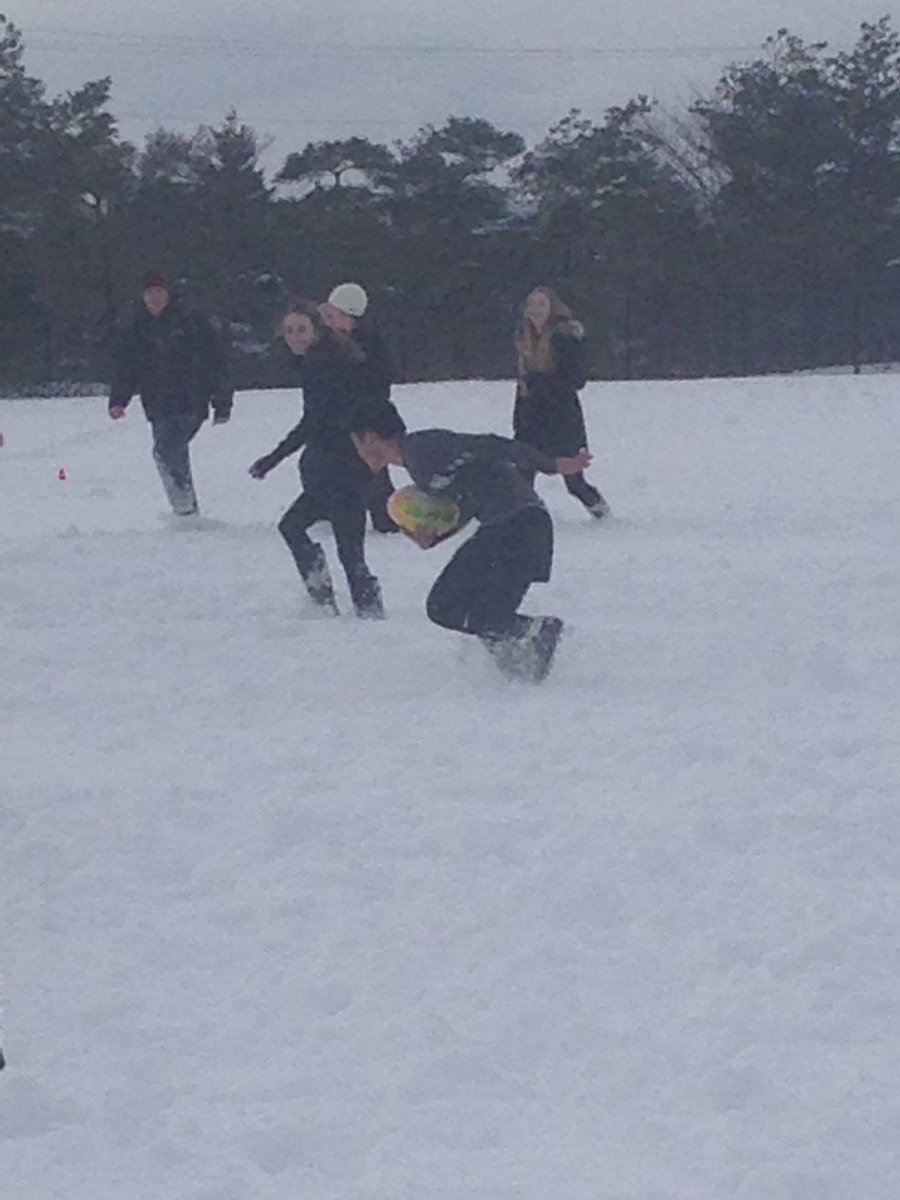 WarriorsWvh's tweet photo. Awesome tribute to Danny King today as students played a winter rugby game on our school field 👍🏼 A great way to remember and honor DK 😍 https://t.co/PRNJ2BJ9nI