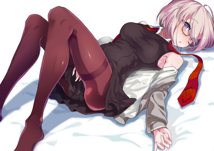 マシュ・キリエライトさんです。リプ欄にメガネOFF差分を貼っておきます。 #FGO 