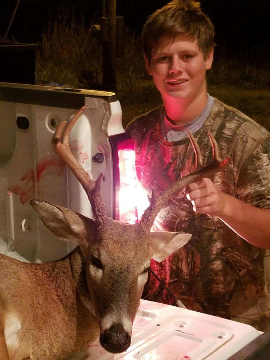 okdeerprocessor's tweet image. Kale Hunt got another NICE BUCK! Congrats!!! facebook.com/mudcreekwildga…  #meatinthefreezer #whitetaildeer #mudcreekprocessing