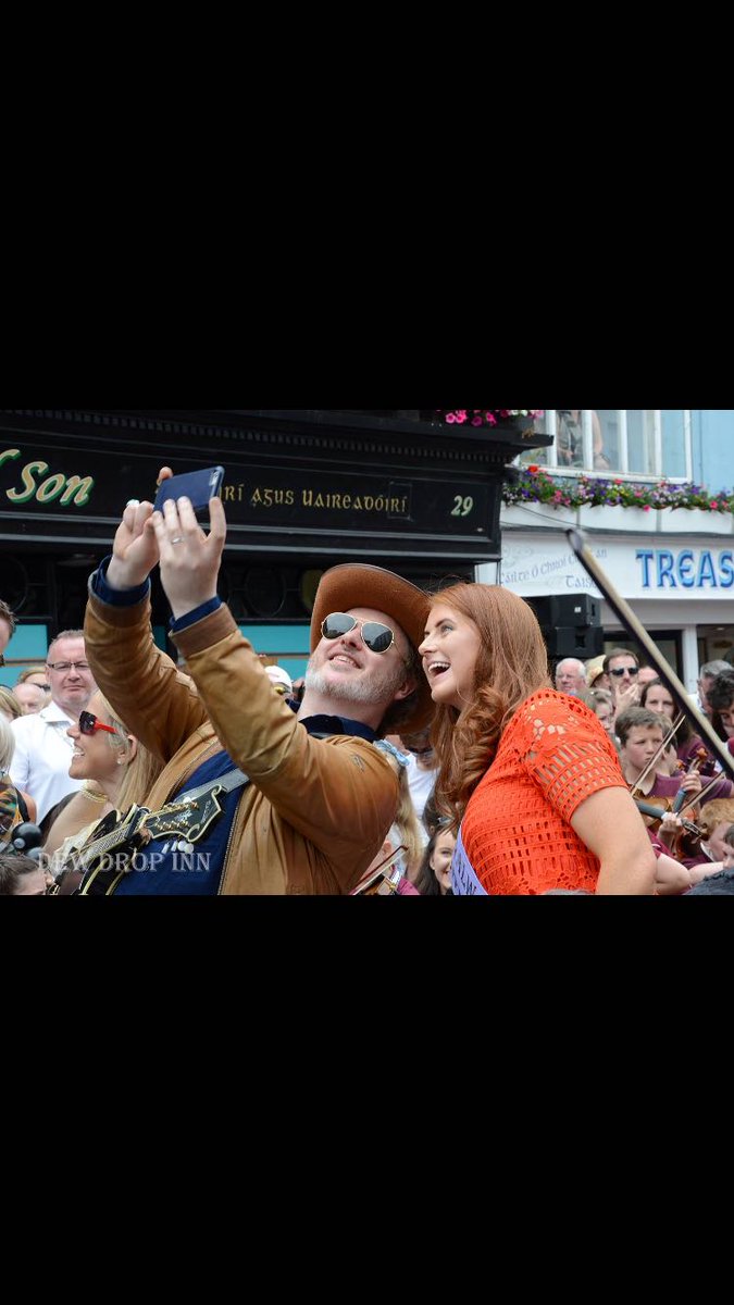 GalwayRose_ tweet picture