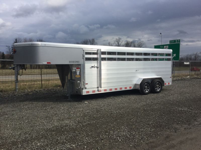trailersaler's tweet image. For all my livestock friends:  2017 Sundowner 20' stock trailer $15,499