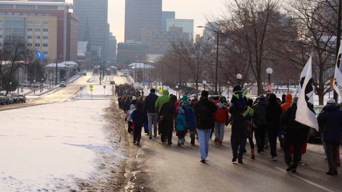 MNMLKDay tweet picture