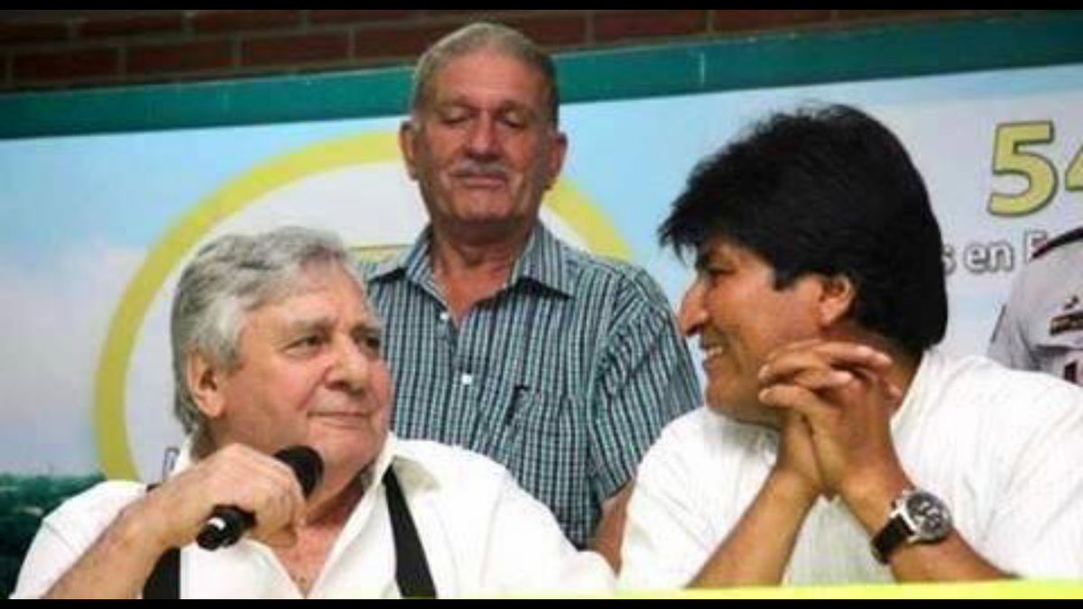 ArturoMurilloS's tweet photo. Mirada profunda de amor por poder e impunidad.
Dos mete manos uno a CPE, otro a la que pase por delante https://t.co/DoFF5BLpSv