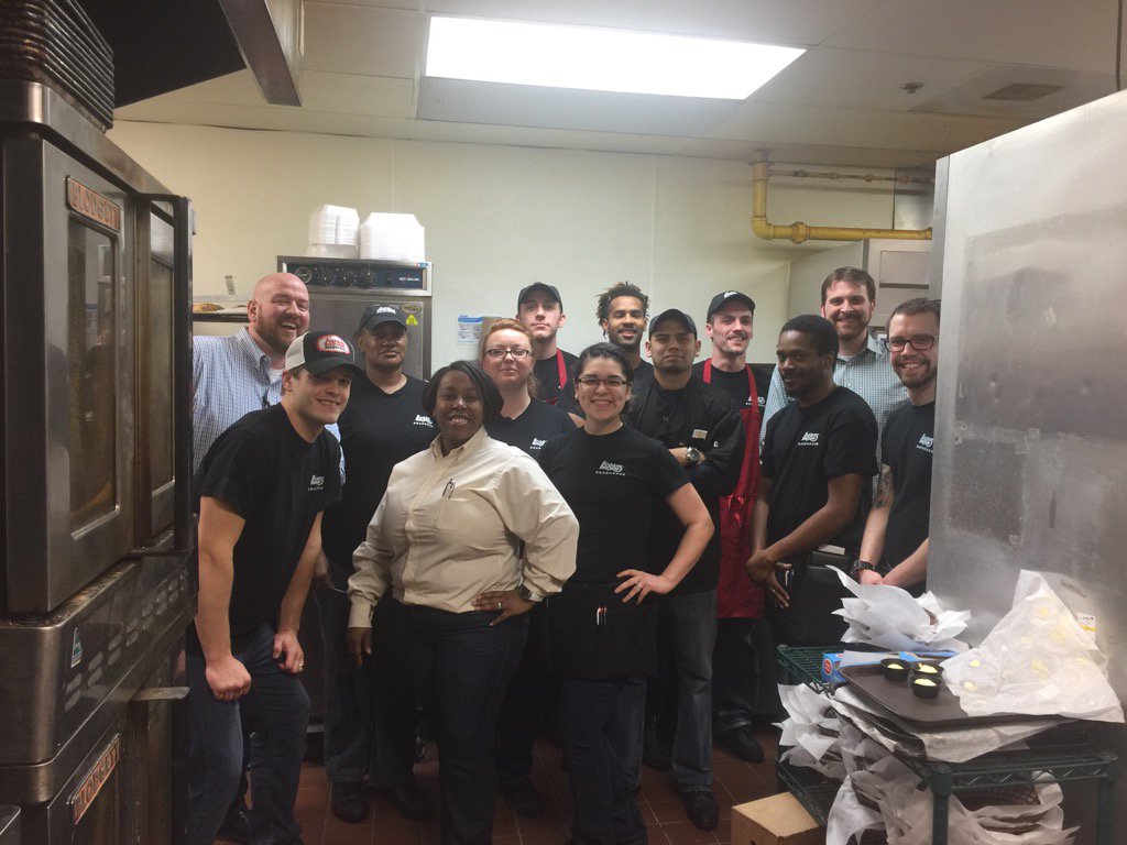 GilBryson's tweet photo. Congrats Team Martinsburg, WV!  Newest Certified Training Restaurant! @KJaggz @ccampbell_cam @Tony_Wehner https://t.co/GvGhdv72bp