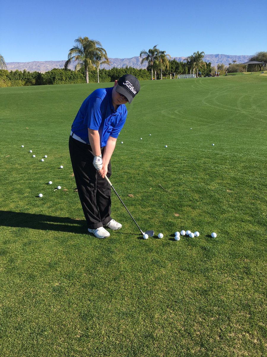 Kent_golf's tweet photo. Practice, practice, practice and then I practice some more. It's all about the short game.....Kent #MyMissionHills https://t.co/UyNTg98X24