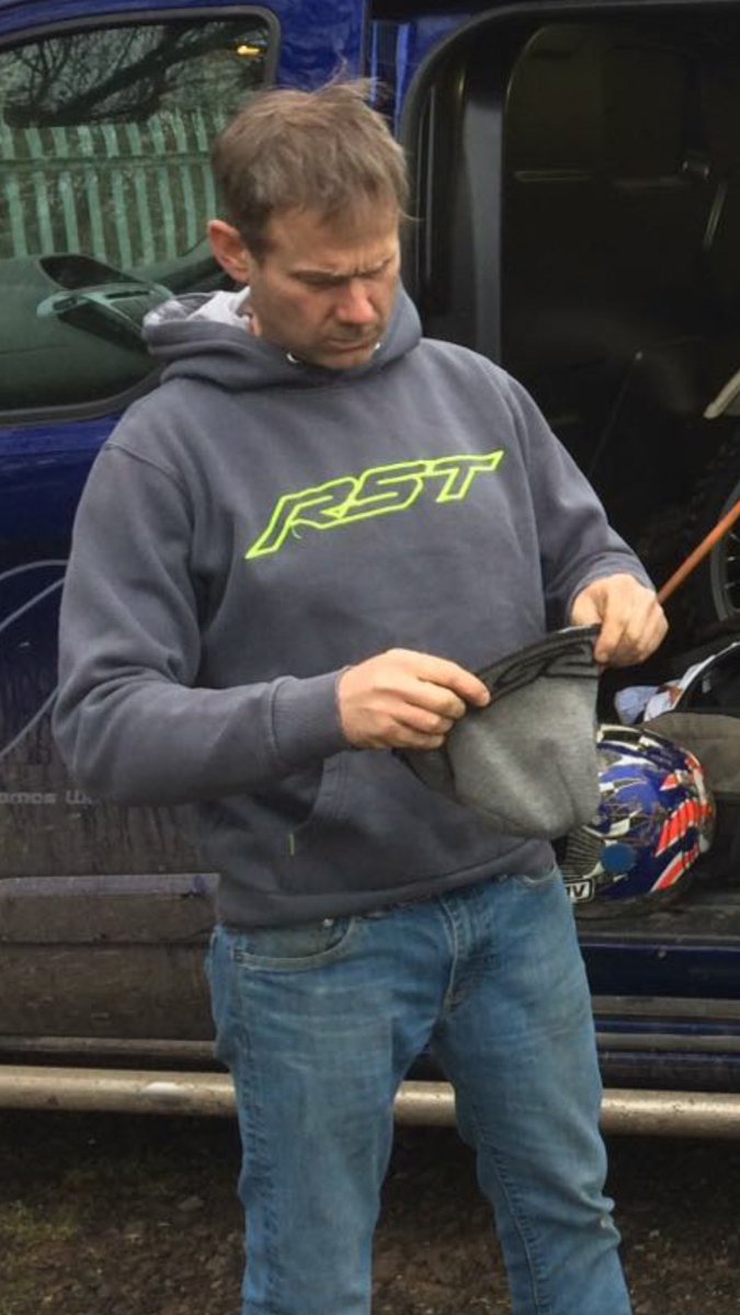 <a href="/carlfogarty/">FOGGY   MBE</a> <a href="/Jimwhit69/">James Whitham</a>