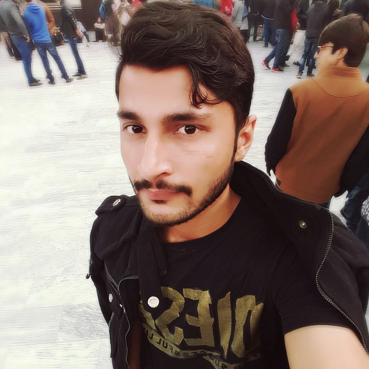 _Ali_Xh's tweet photo. #NewProfilePic https://t.co/4pWKeSjKJX