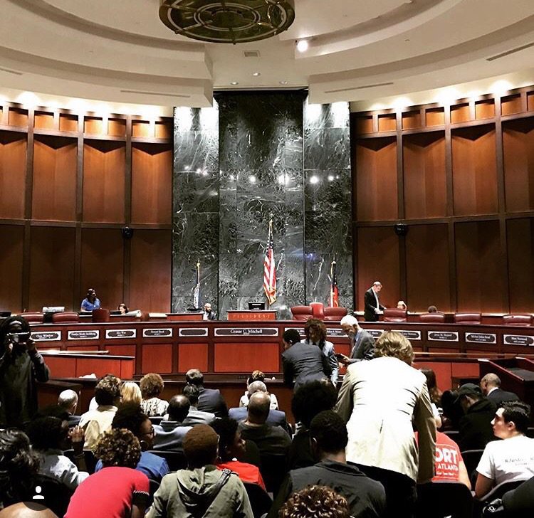 GaMusicPartners's tweet photo. Wow, what a great crowd! Let's stop the Sound Studio Ordinance today! #reditout (photo via @mattstill) https://t.co/lkecwDE9hh