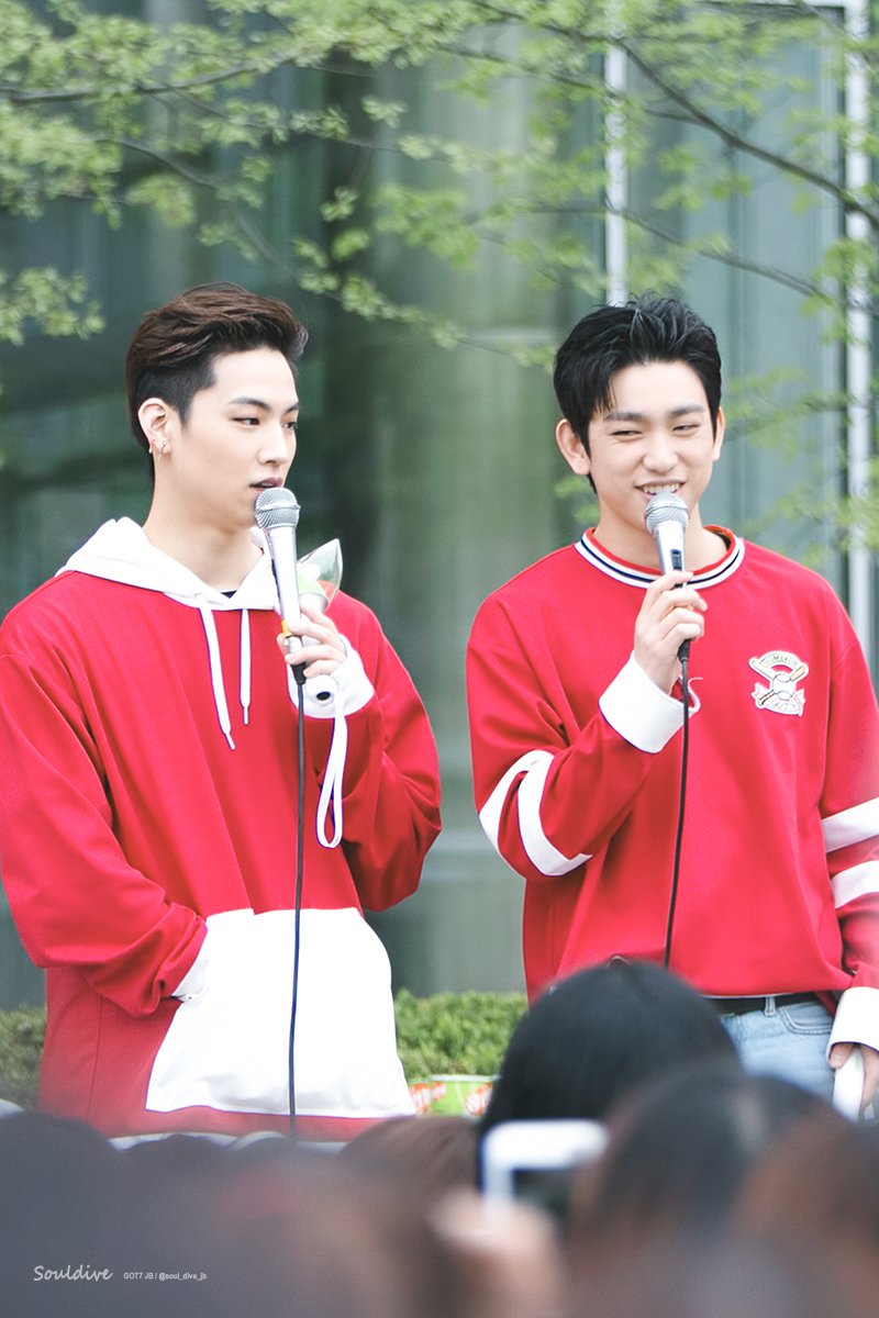 imjaebumwetrust's tweet photo. #1700dayswithJJProject 💚💚💚 
Love you 
#ImJaebum #ParkJinyoung https://t.co/3W4xFgNjlP