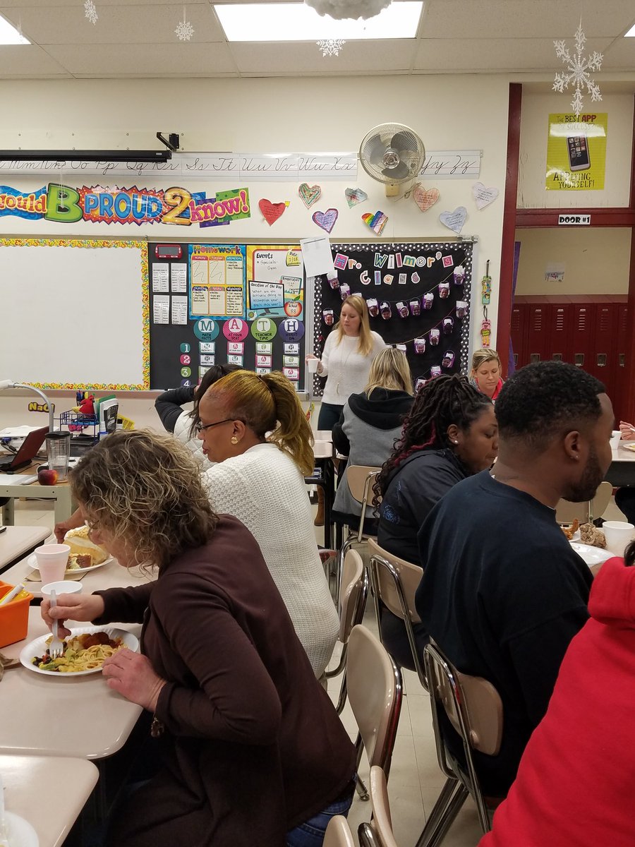 RESStokes's tweet image. RES family-style lunch between PD @RandallstownE