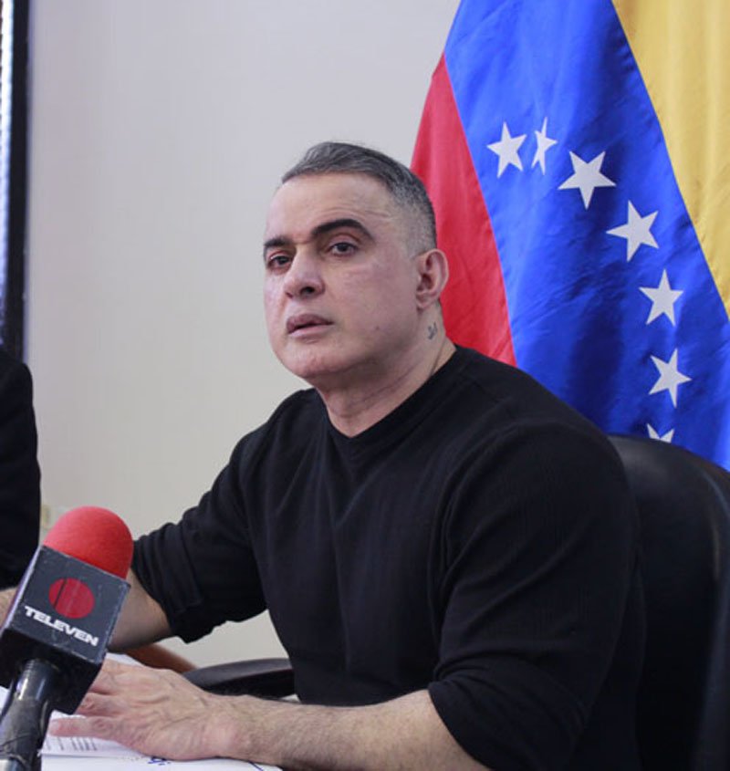 Defensoria_Vzla's tweet photo. @TarekWiliamSaab Hoy vamos a firmar un convenio muy importante en materia de educación en DDHH cuyo alcance es de 5 años https://t.co/yU21FU7zhg