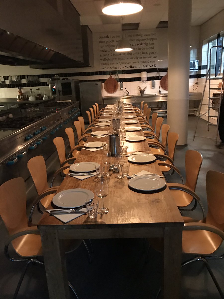 Preparing brainstorm workshop met diner in de keuken #kookworkshop