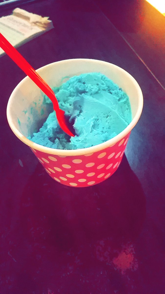 chankins_4's tweet photo. I'm eating healthy, but a customer brought me blue moon ice cream. I can't turn that down. https://t.co/Qcv6VmrslZ