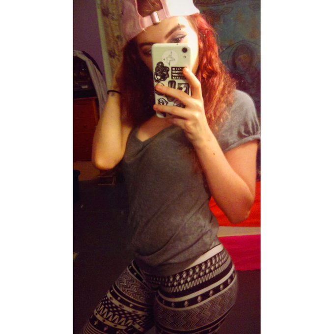 doing me https://t.co/Re7wxIs21j