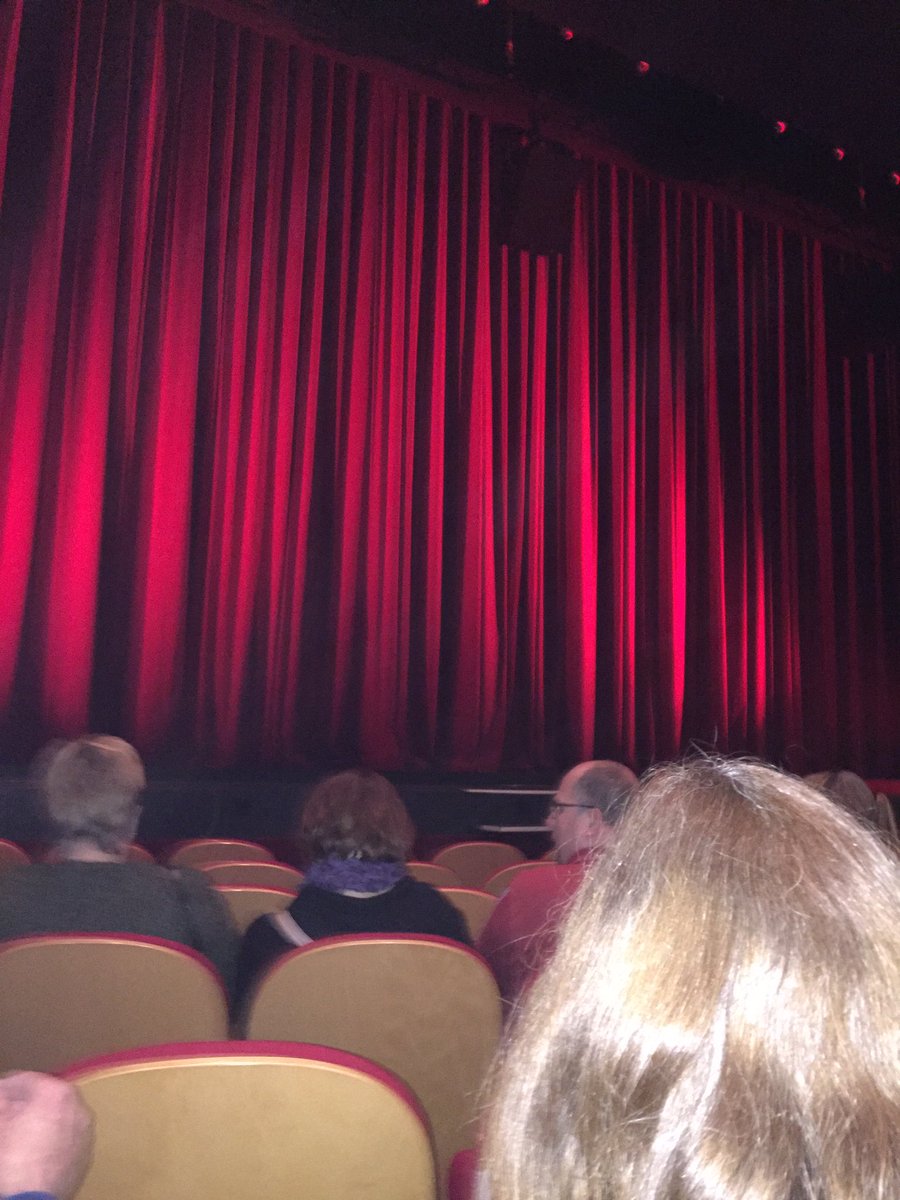 evad1st's tweet image. A chorus line #destorm #winterswijk 🙂