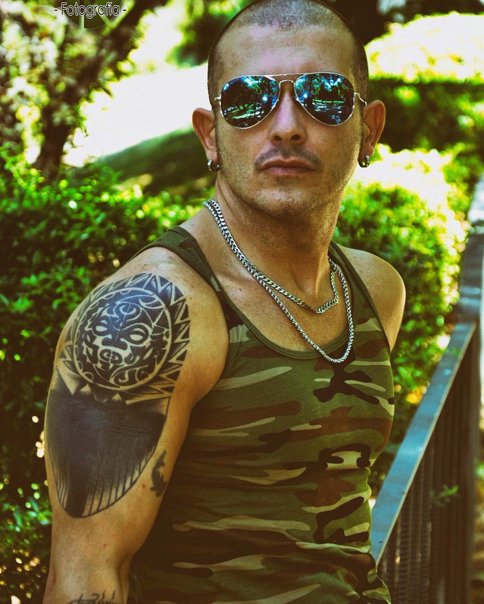 benji_model's tweet photo. Mírame si te atreves...... @benji_model #firstdates225 #cambiame #myhyv #madrid https://t.co/yrXw9ITdY0