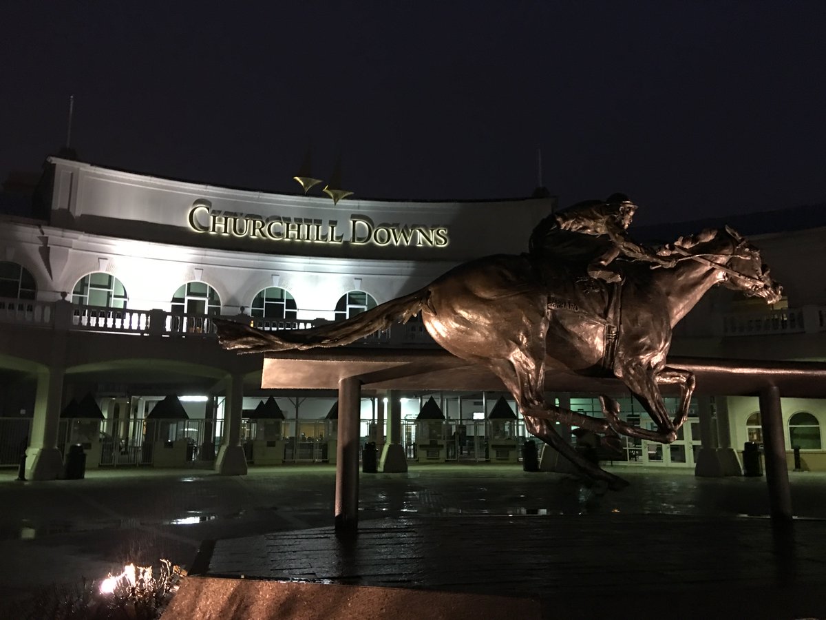 ShepardExpo's tweet photo. Thank you @gotolouisville , @ChurchillDowns  &amp; Evan Williams Exp for an AMAZING event. Great hospitality, can't wait to join you again! https://t.co/i5zMX0jxPj