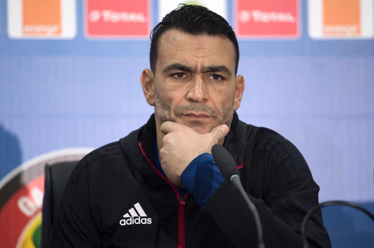 FIFAcom's tweet photo. 👏 History! At the age of 44 years + 2 days, 🇪🇬Egypt's Essam El-Hadary becomes the oldest player in CAF Africa Cup of Nations history https://t.co/hfuuD0HTAI