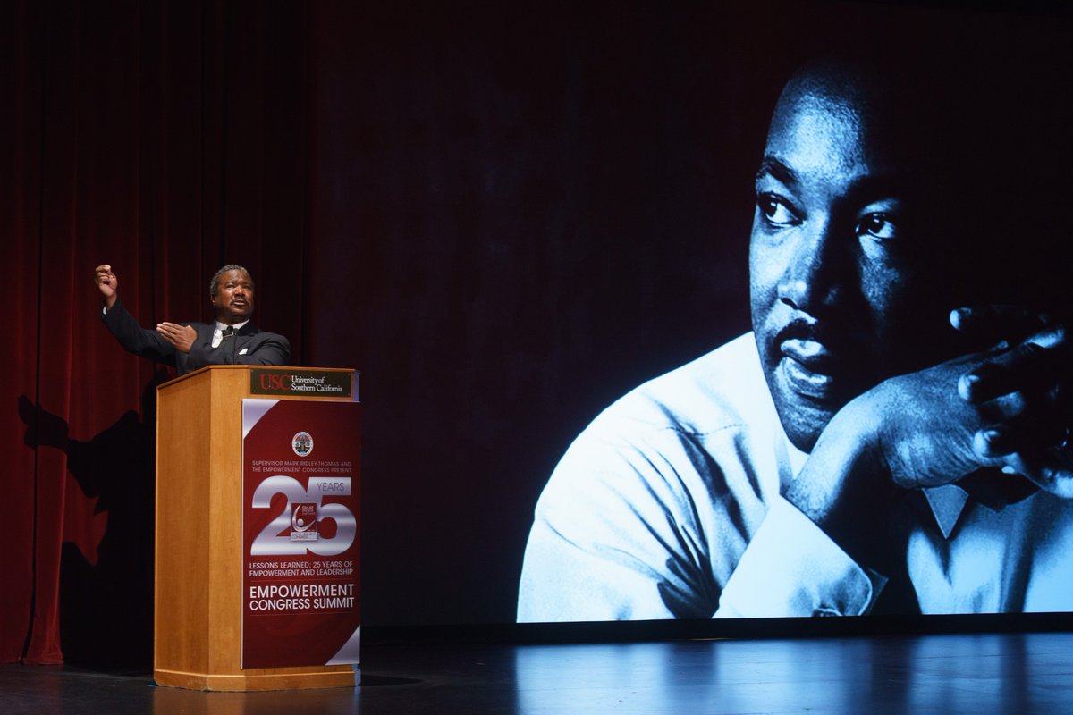 mridleythomas's tweet photo. .@EmpowerCongress #ECSummit25 is still echoing in the heart of @CountyOfLA. @RobeyTC
https://t.co/UZfHyKBYzv https://t.co/npQY8Hsj64