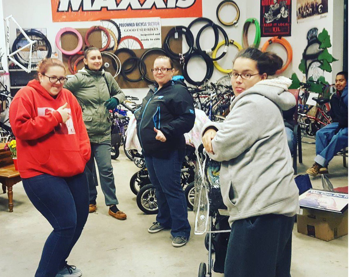 ReDesignReading's tweet image. About a dozen of our @readingbikehub crew &amp;amp; fam enjoyed @RDGfireandice together this weekend. The kiddos raved about the ice slide.