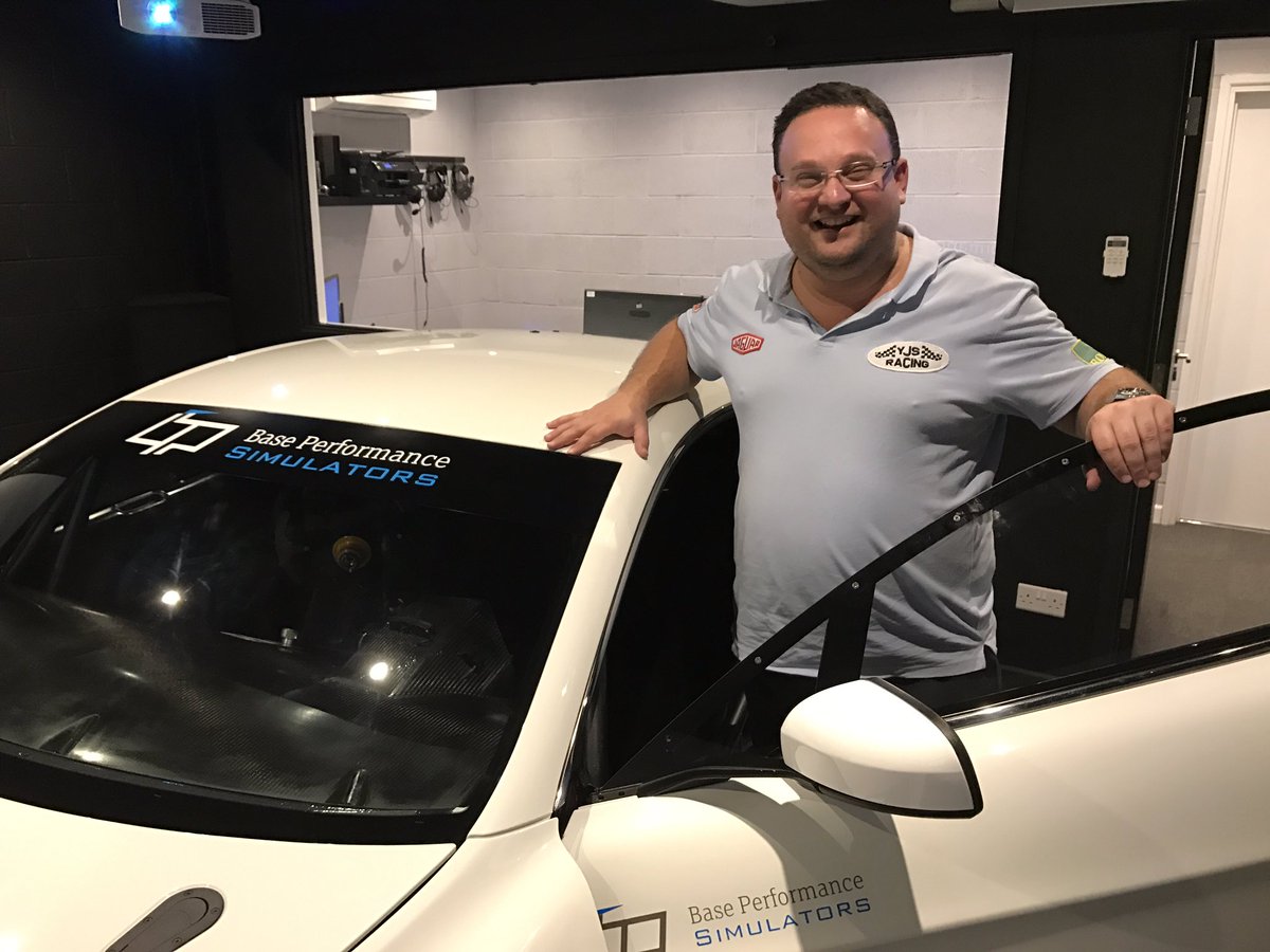 YJSRacing's tweet photo. Great day training in the @BaseSimulators with LMS winning Aston Martin driver @DarrenTurner007 #shavingseconds https://t.co/qdtg8yWrQd