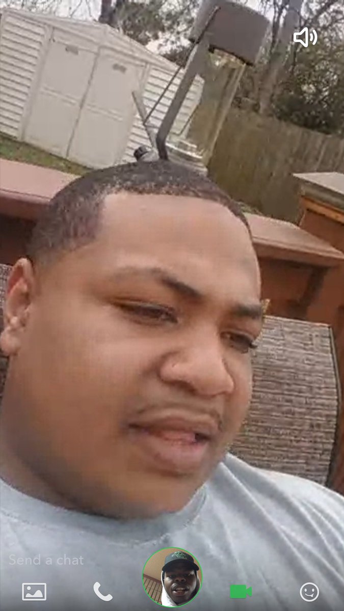 black_magic19's tweet photo. Mitch Just Came Home I Been Live All Day. Ace Boogie Was Without His Main Mans For 2 Years B https://t.co/pjdlj050Td